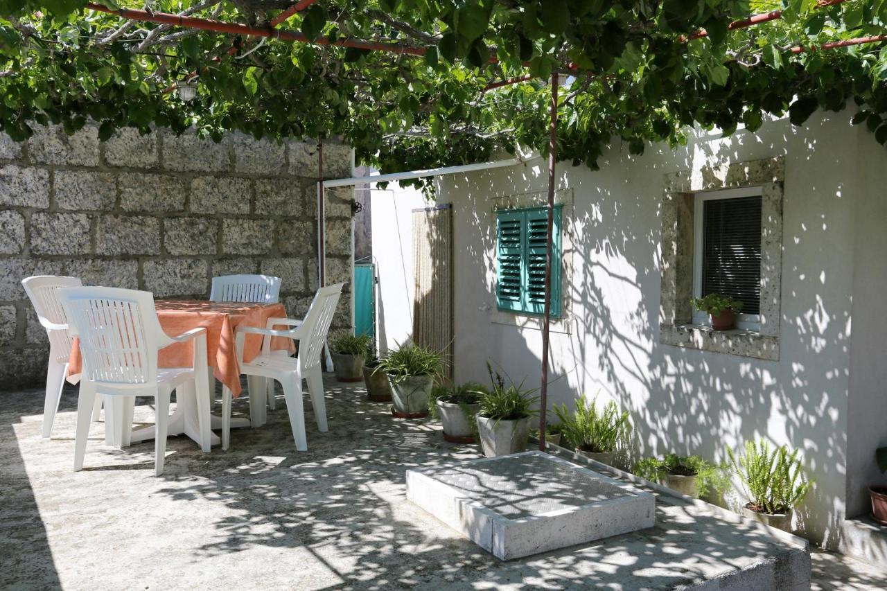 Apartment With A Parking Space Lumbarda, Korcula - 4472 Lumbarda